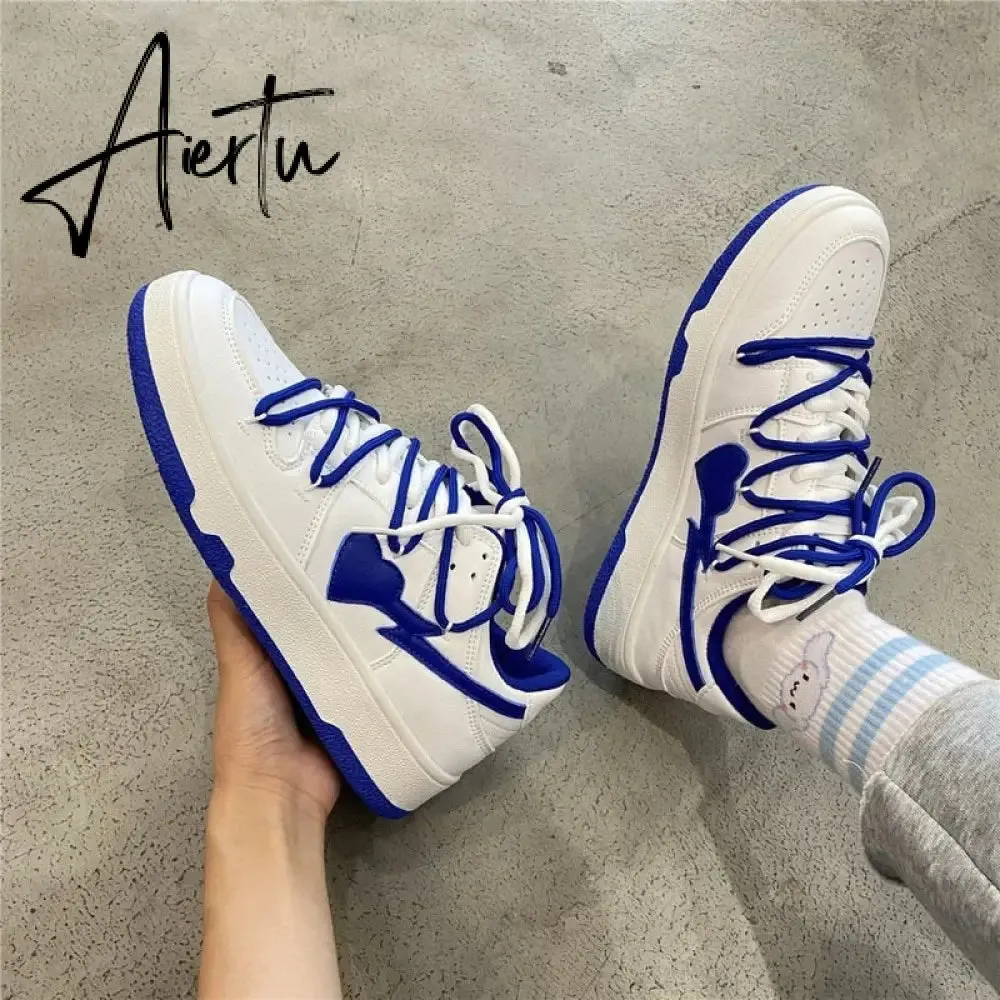 Aiertu  Original Women Blue Love Designer Classic Breathable Canvas Casual Sneakers Female Outdoor Walk Tennis Little White Shoes