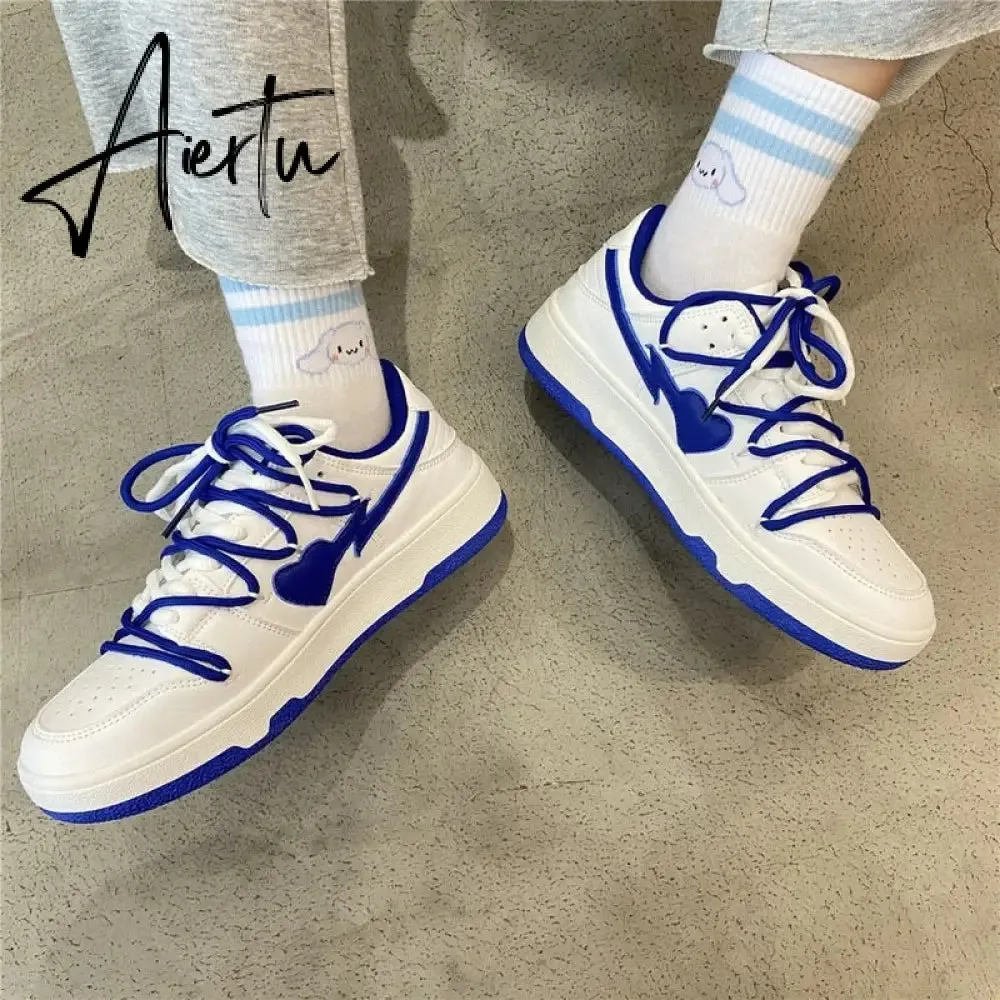 Aiertu  Original Women Blue Love Designer Classic Breathable Canvas Casual Sneakers Female Outdoor Walk Tennis Little White Shoes