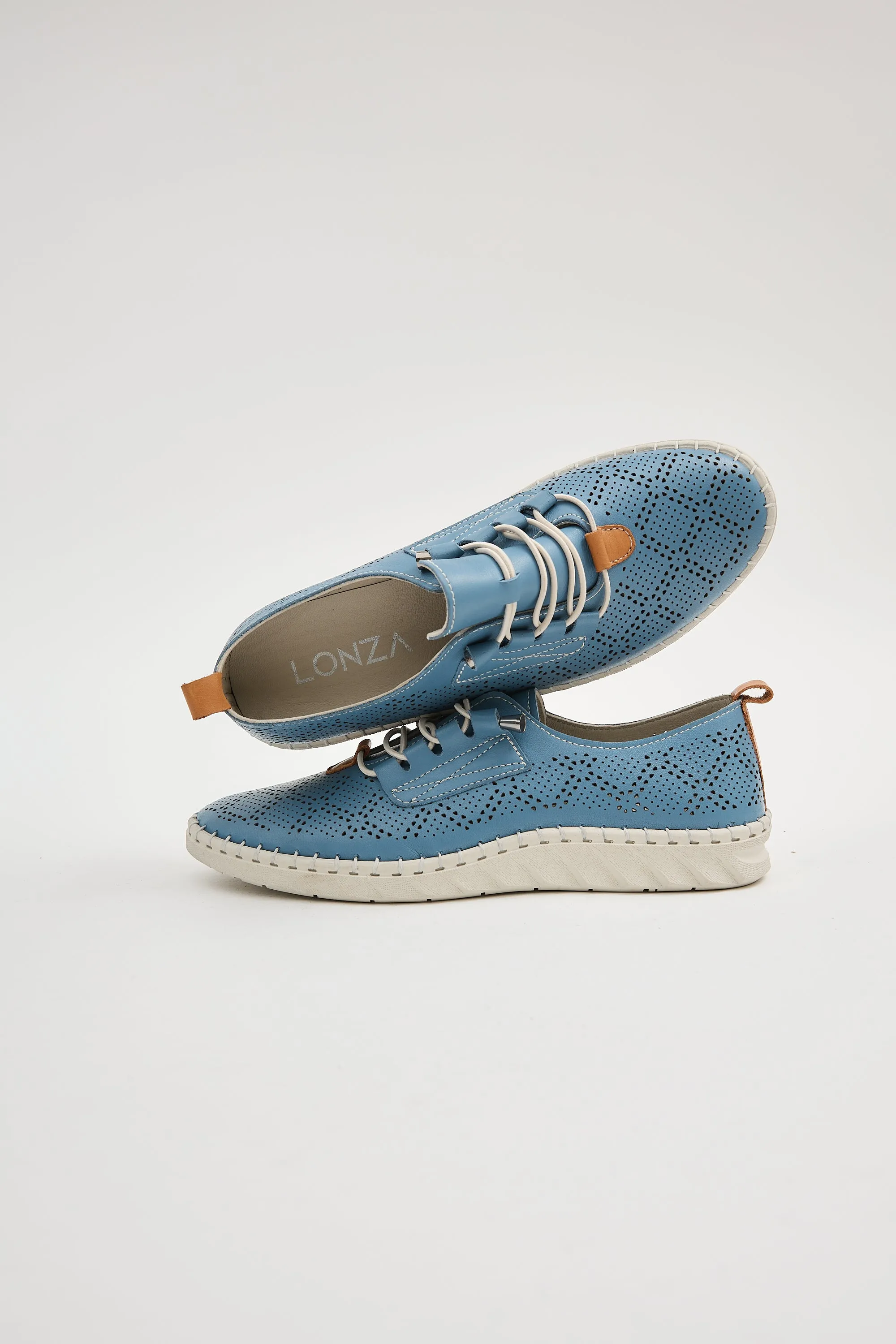Emi Blue