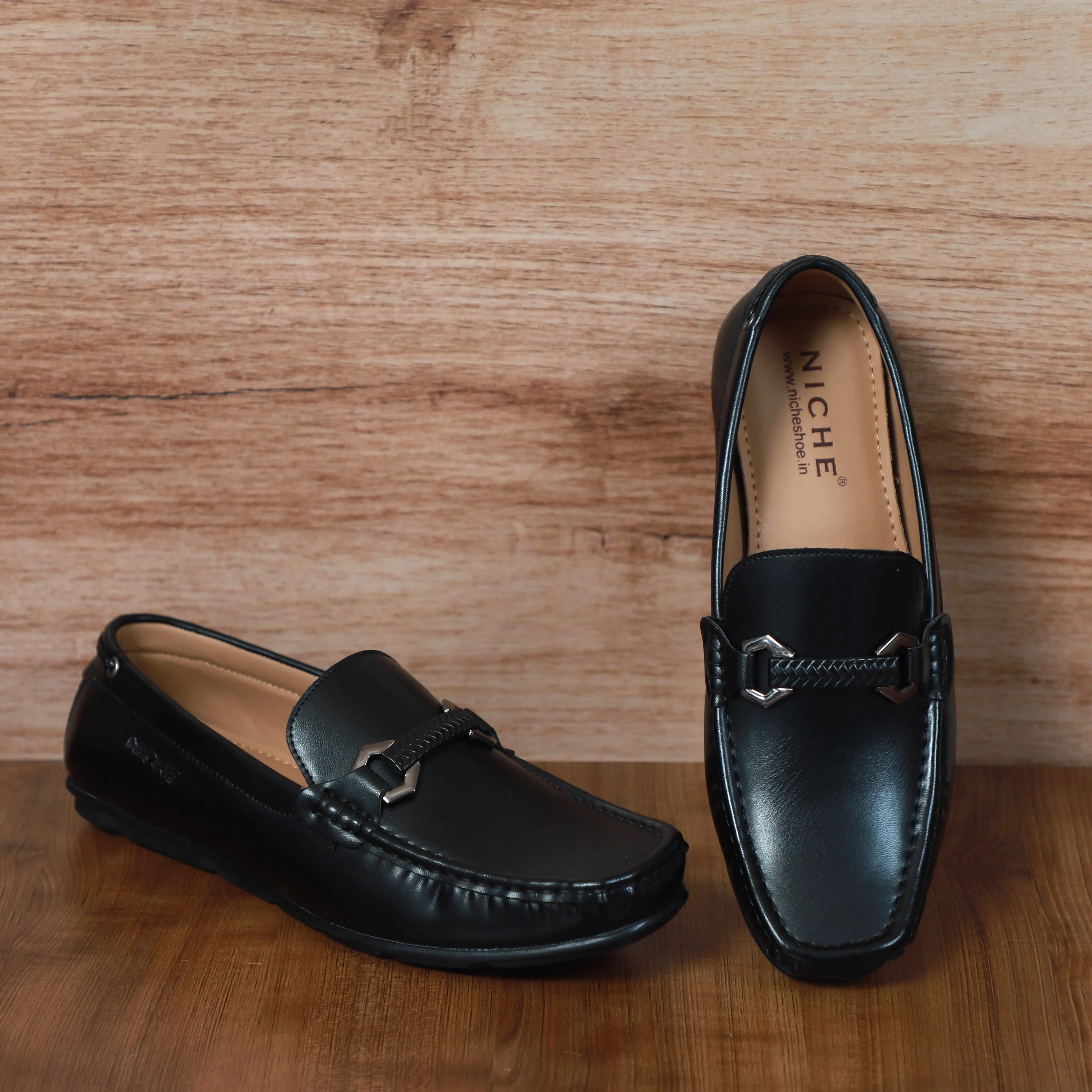NICHE Black Luxuriant Moccasin - Drving loafer