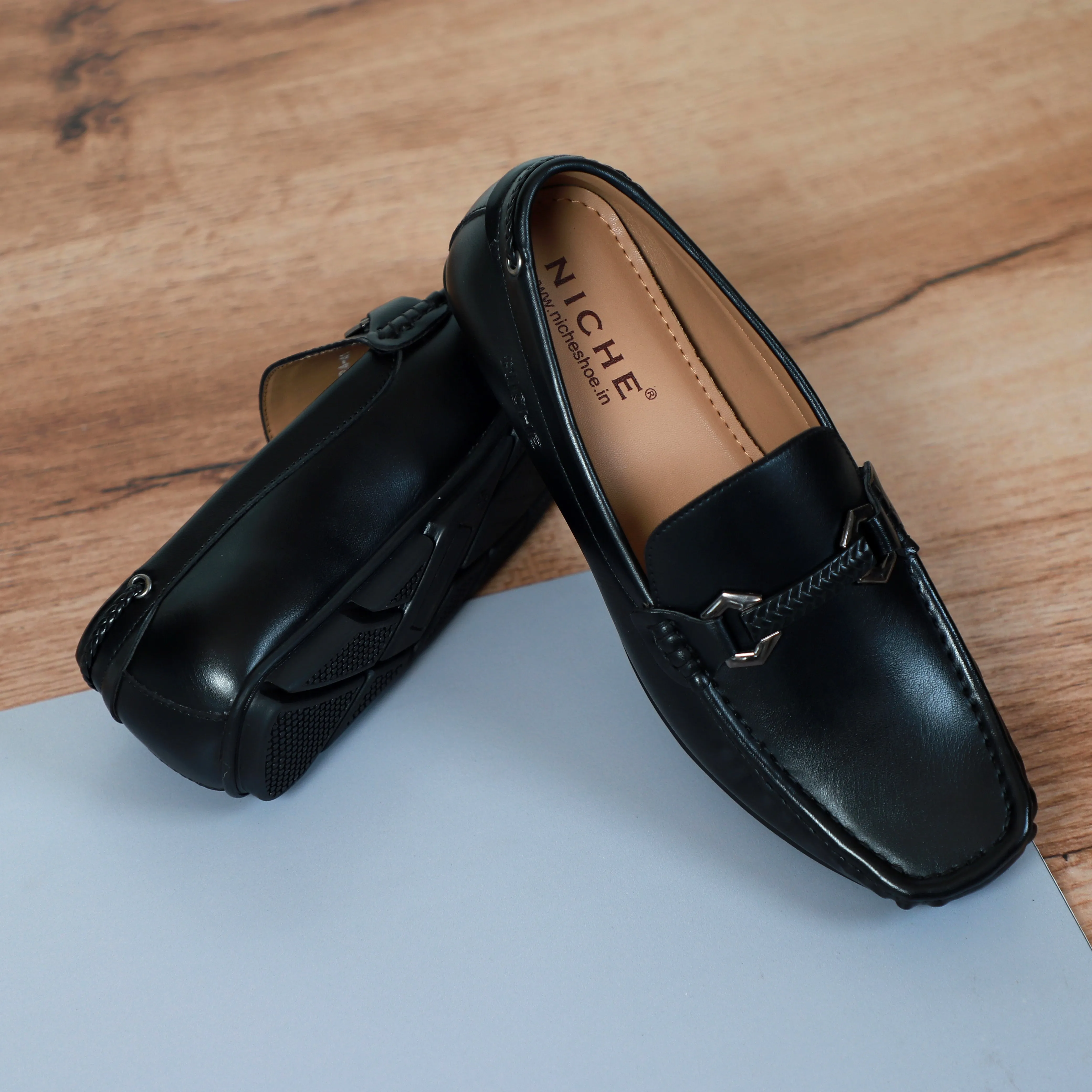 NICHE Black Luxuriant Moccasin - Drving loafer