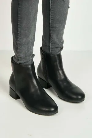 Wila Round Toe Low Block Heel Ankle Boots in Black Matt